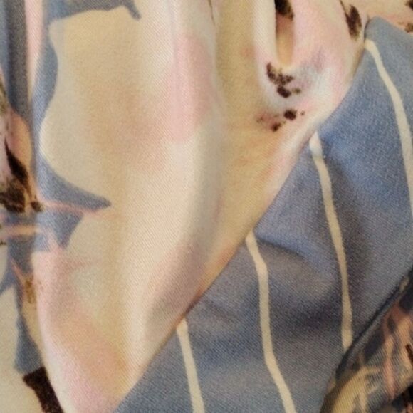 FN by Flora Nikrooz - Picture 11 of 11